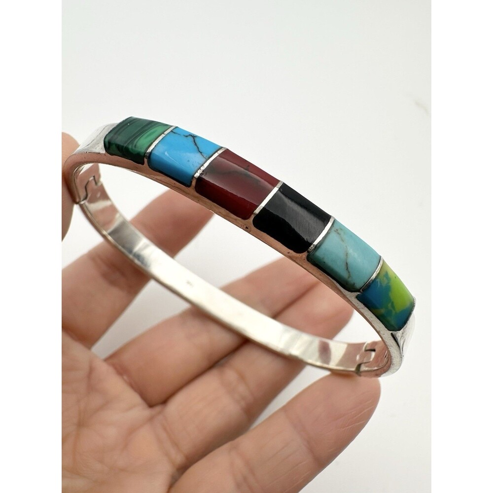 Vintage Modernist Sterling Silver Gemstone Inlay Hinged Bangle Bracelet 7.5”
